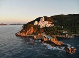 Spectacular lux apartment with unparalleled views - Image 5